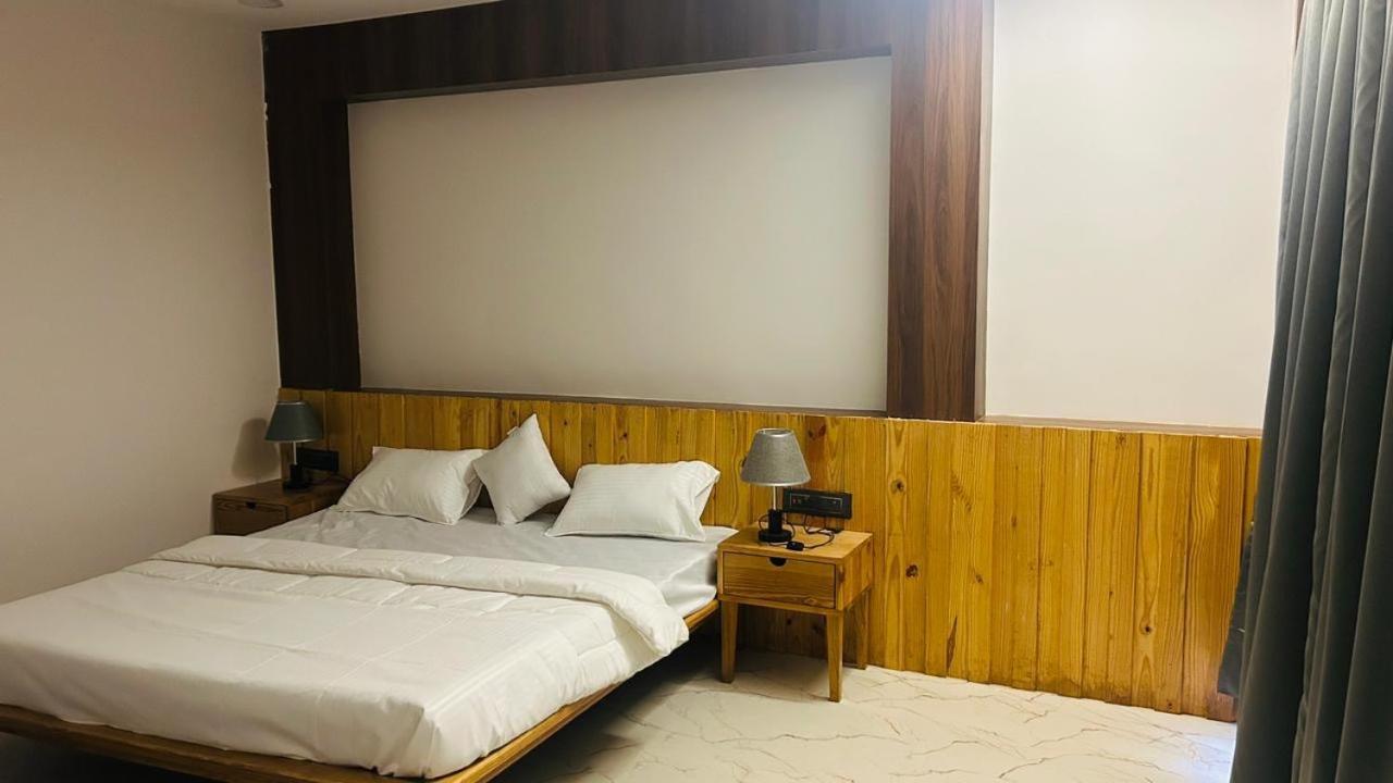 Fun O Farm Luxury Farm Villa Indore Dış mekan fotoğraf