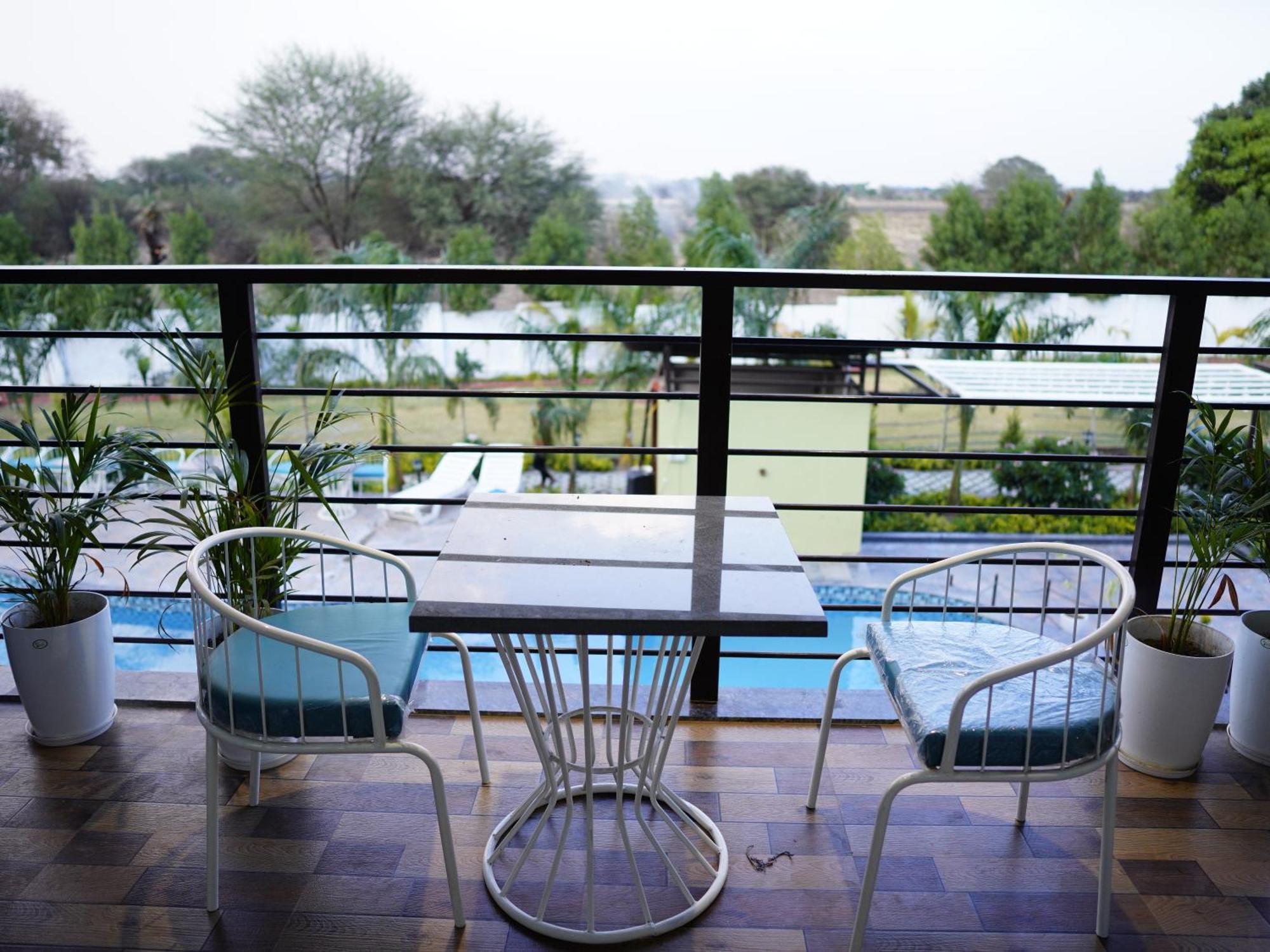 Fun O Farm Luxury Farm Villa Indore Dış mekan fotoğraf